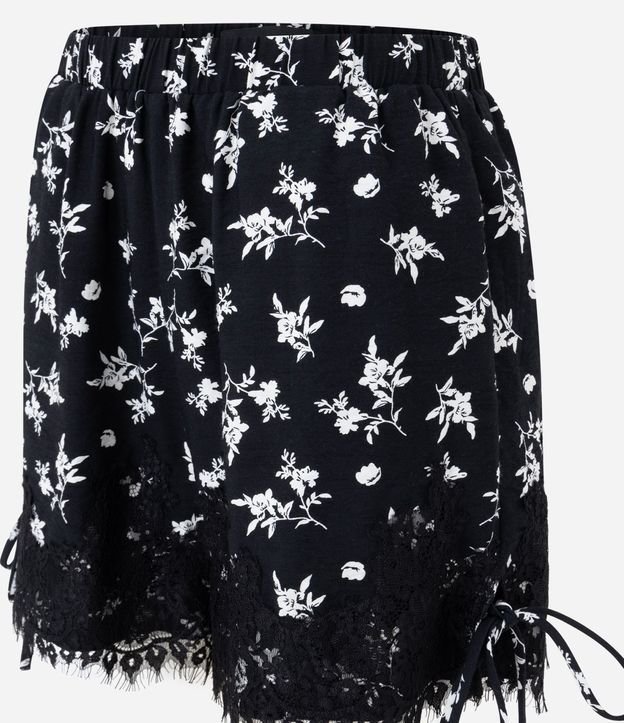 Short con Estampado Floral y Bajo de Encaje 6