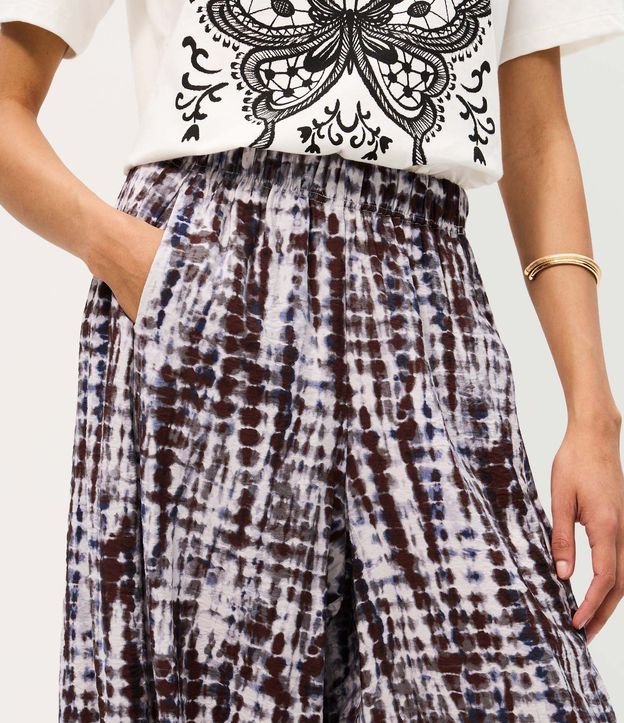 Pantalón Aladim en Viscosa Texturizada con Cintura Fruncida 3