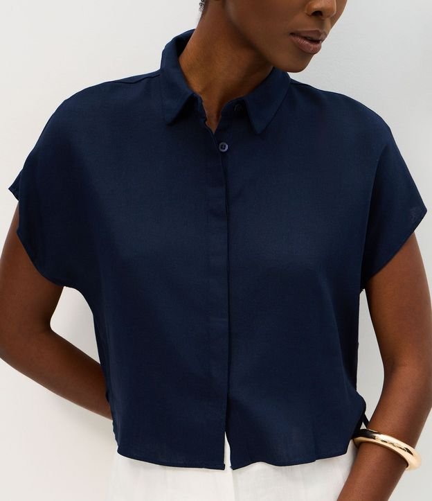 Blusa en Viscolino con Cuello y Sin Sisa 4