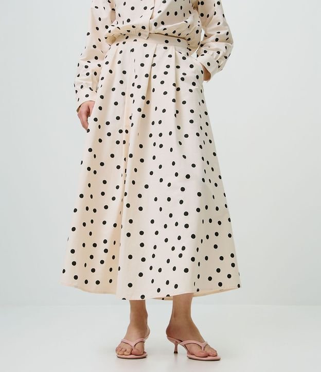 Pollera Evasê Midi en Tricolina con Estampado de Lunares 4