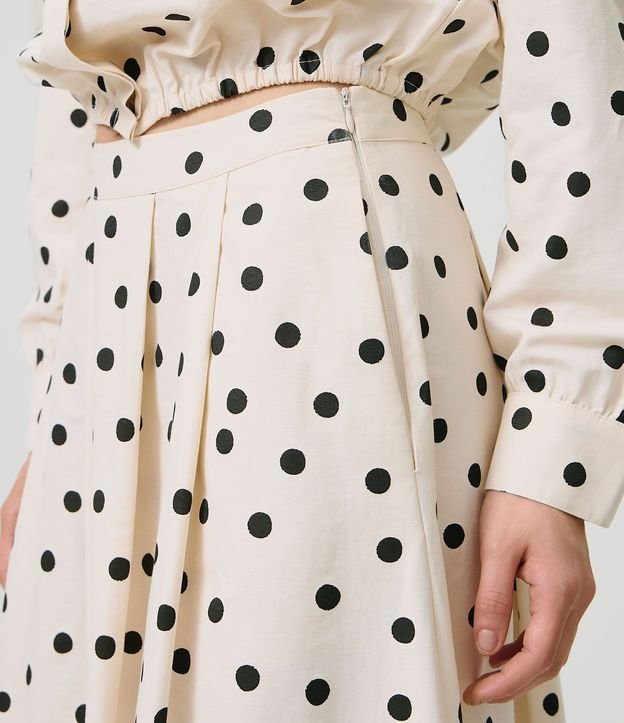 Pollera Evasê Midi en Tricolina con Estampado de Lunares 5