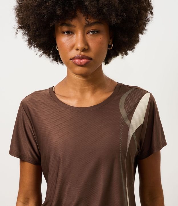 Remera Deportiva en Microfibra con Estampa de Ondas 3