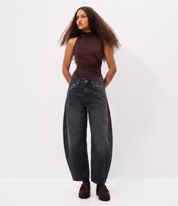 Pantalón Baggy Balloon en Jeans con Cintura Mediana y Recorte Lateral 3