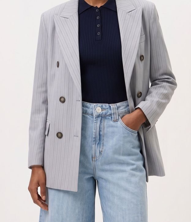 Bermuda Long en Jeans con Cintura Alta y Bolsillos 2
