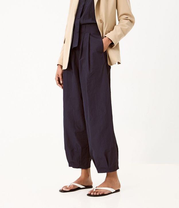 Pantalón Barrel en Poliamida con Cintura Estructurado 2