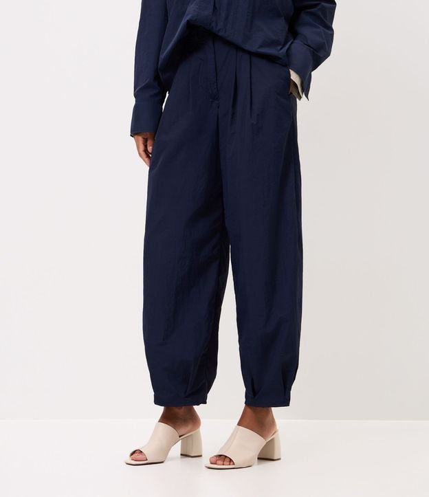 Pantalón Barrel en Poliamida con Cintura Estructurado 5