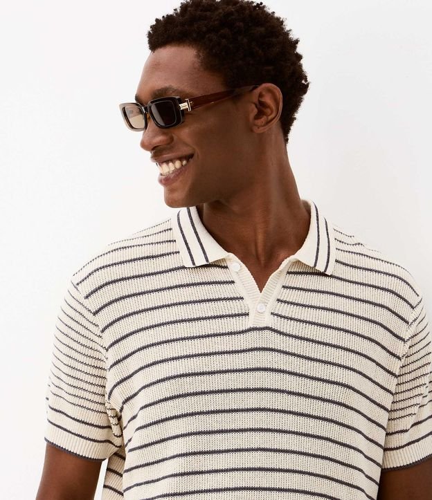Camisa Polo en Punto Listrado con Botones 2
