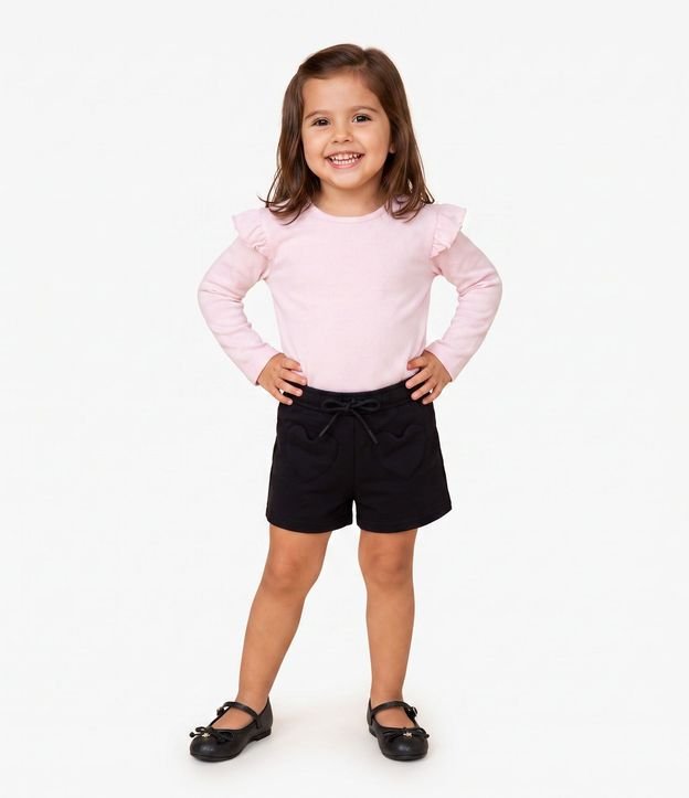 Short Runner Infantil en Modal con Bolsillos de Corazón – Talle 1 a 6 años 1