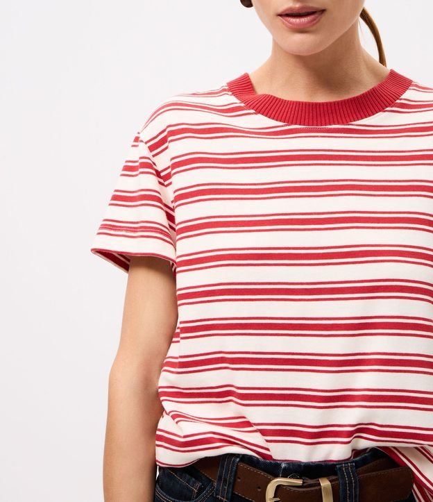Remera en Algodón con Estampa Rayada 4