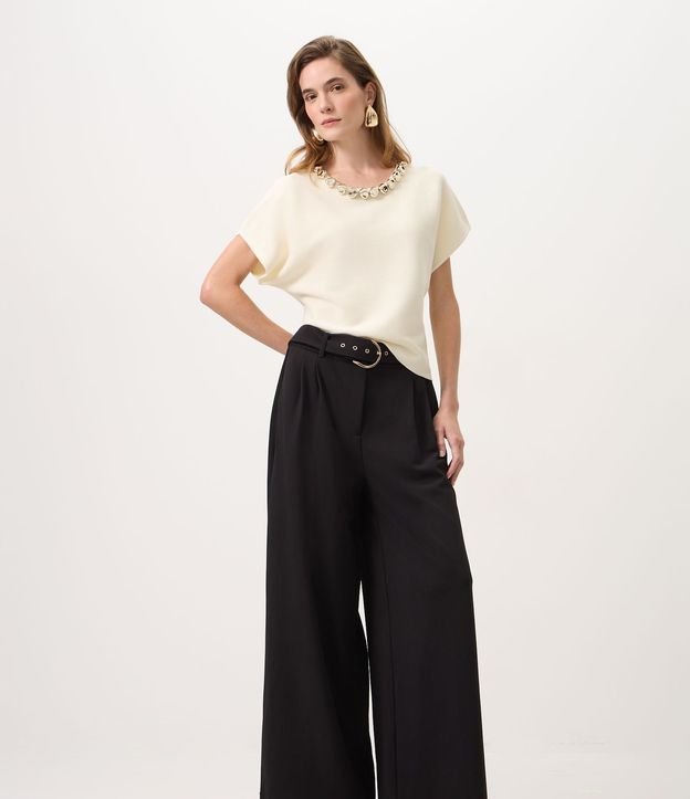 Pantalón Wide Leg en Crepé con Cinturón y Hebilla 2