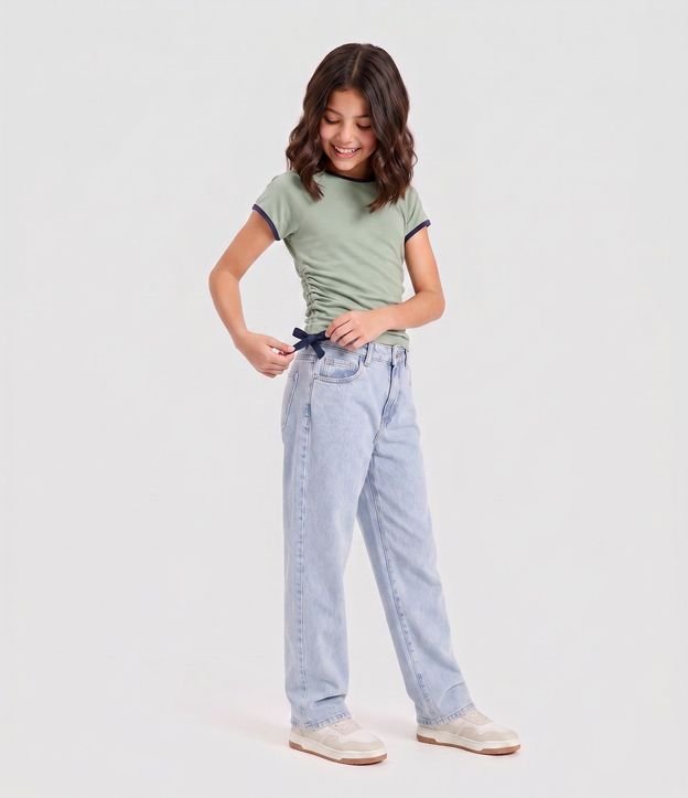 Blusa Slim Infantil con Cuello Contrastante y Lazo Lateral – Talle 5 a 16 años