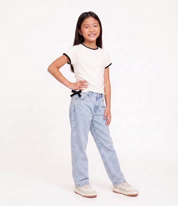 Blusa Slim Infantil con Cuello Contrastante y Lazo Lateral – Talle 5 a 16 años