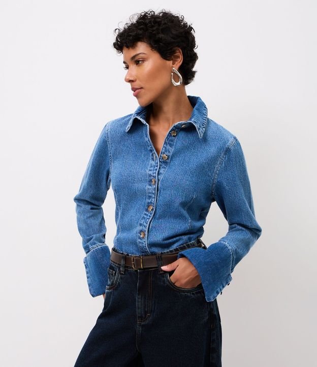 Camisa en Jeans con Botones y Puños Alargados