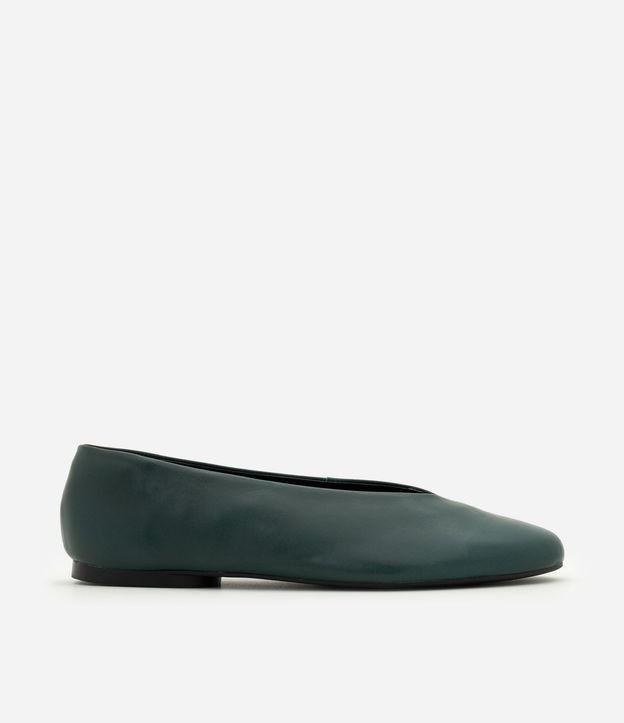 Zapatilla en Cuero con Punta Redonda