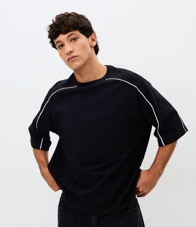 Remera Boxy en Algodón con Rayas Contrastante 4