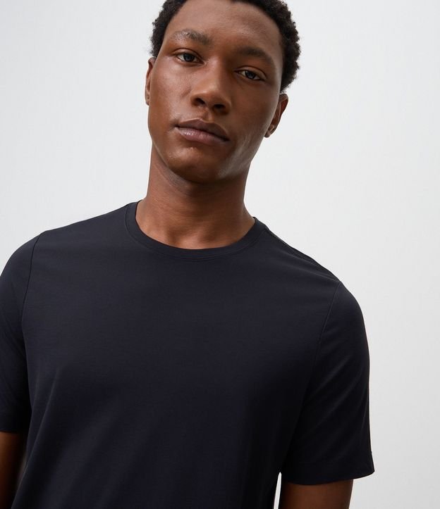 Remera Slim Performance 4