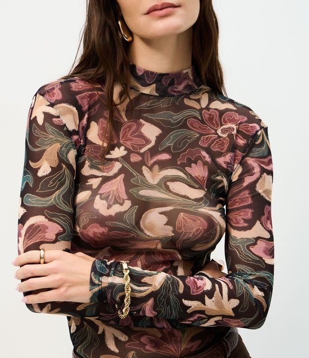 Blusa en Tule con Estampado Floral y Cuello Alto 4