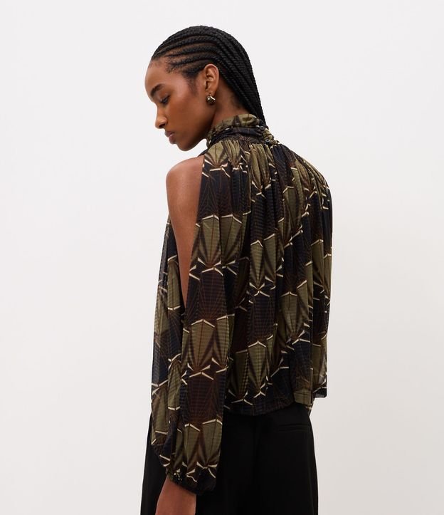 Blusa en Tule con Estampa Abstracta y Manga con Abertura 4