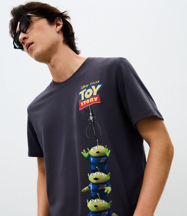 Remera Comfort en Algodón con Estampado Toy Story Alien