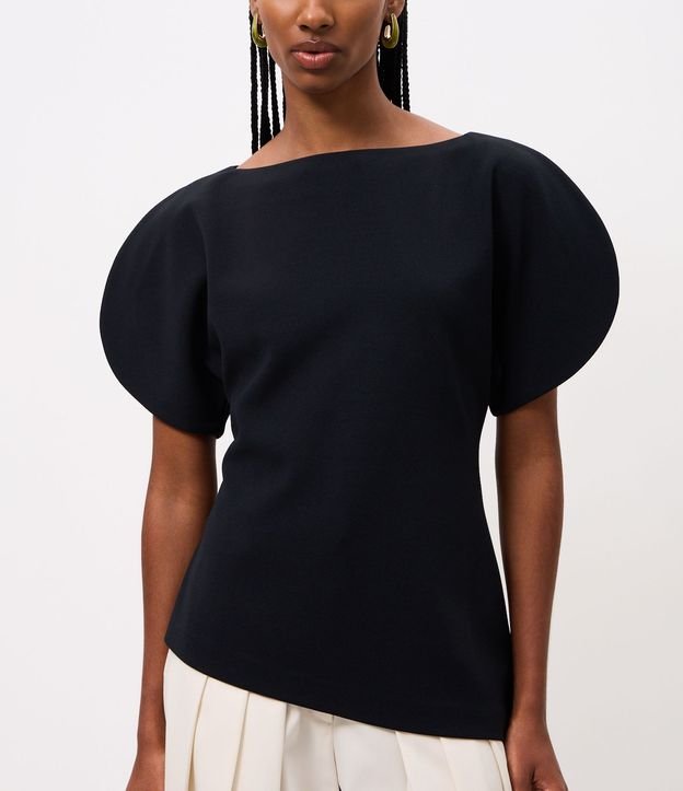 Blusa Alargada en Crepé con Bajo Asimétrico 4