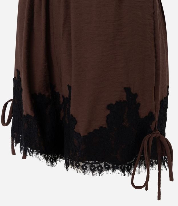 Short en Viscosa con Detalle de Encaje y Lazo en el Lateral 6