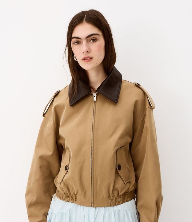 Campera Comfort con Cuello en PU Contrastante