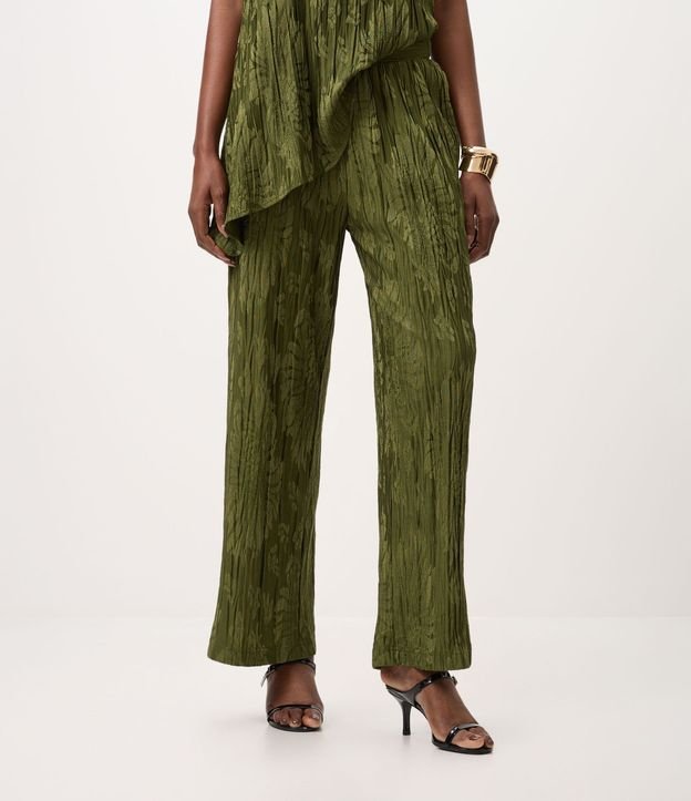 Pantalón Wide Leg con Textura Plissada 2