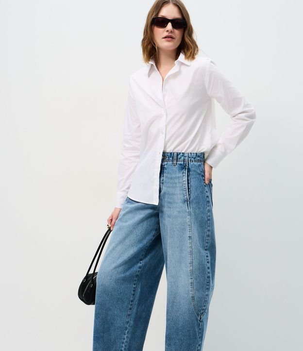 Pantalón Barrel en Jeans con Cintura Alta y Recortes 2