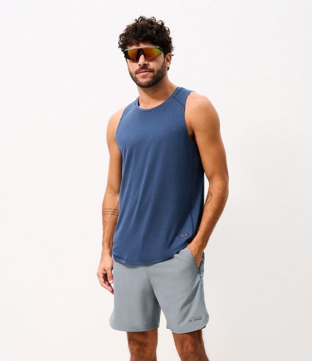 Bermuda Deportiva en Ripstop con Bolsillos Funcionales y Estampa Localizada 4