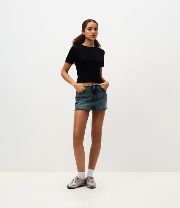 Blusa en Rib con Encaje en la Manga 2