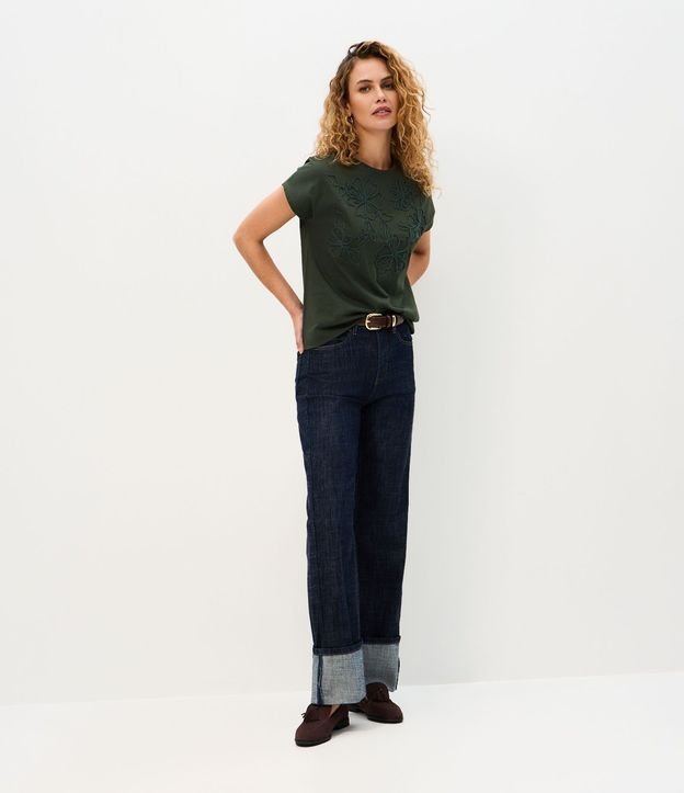 Blusa en Algodón con Bordado de Flor 2
