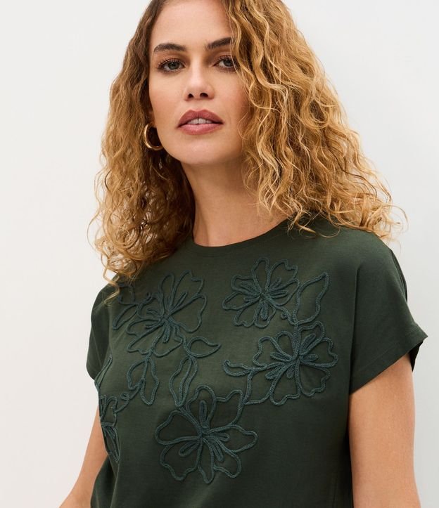 Blusa en Algodón con Bordado de Flor 3