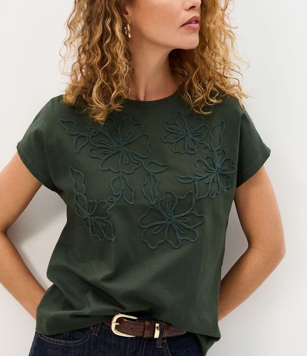 Blusa en Algodón con Bordado de Flor 4