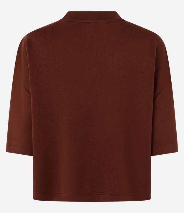 Remera en Modal con Modelo Amplio y Cuello Alto 6