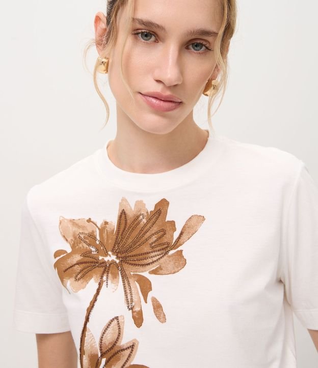 Blusa en Algodón con Estampa de Vaso y Flor 3