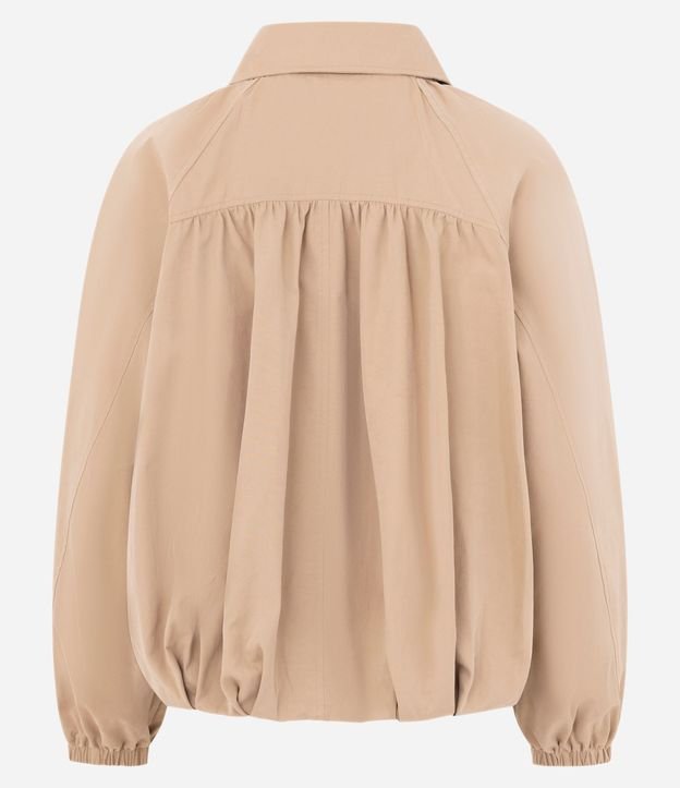Campera Bomber en Sarga con Pliegues Delanteros y Rompevientos 6