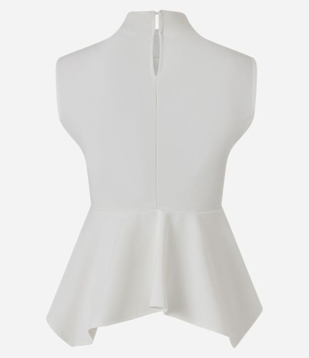 Blusa con Cuello Alto y Bajo Peplum Asimétrico 7
