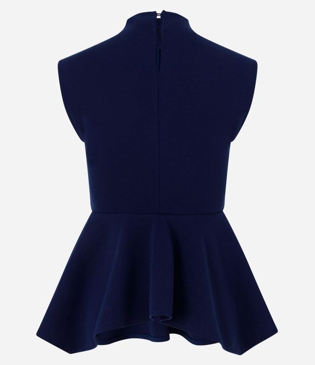 Blusa con Cuello Alto y Bajo Peplum Asimétrico 7