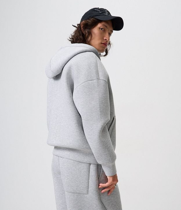 Campera Boxy en Malla Scuba con Capucha 3