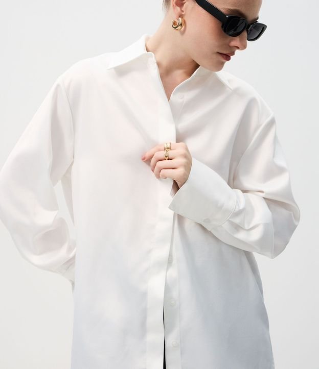 Camisa Satinada con Puños Largos 4