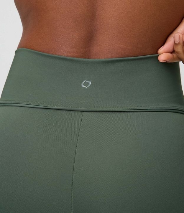 Pantalón Flare Deportiva en Microfibra con Friso Delantero 3
