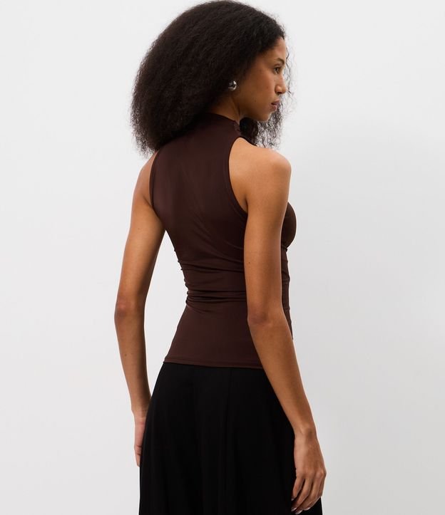 Blusa Cuello Halter en Malla con Detalle de Cinta Suelta 4