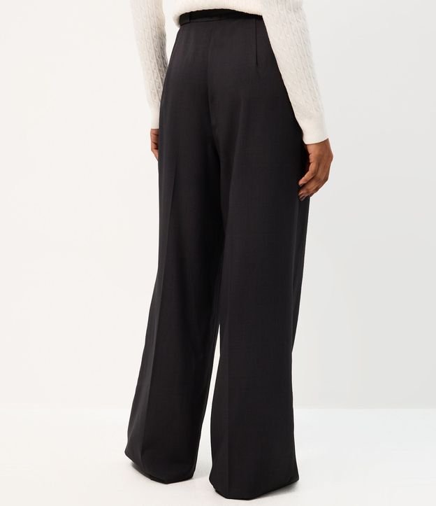 Pantalón Pantalona con Cinturón y Sastre 4