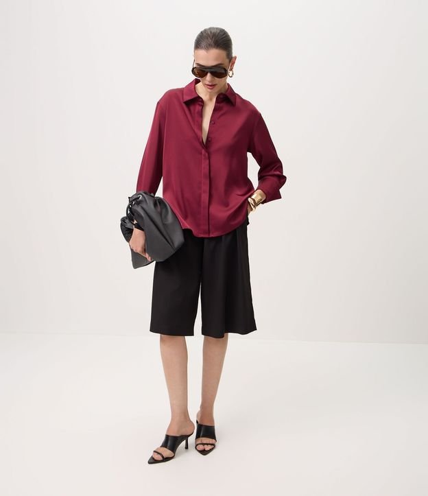 Camisa Satinada con Cuello Clásico 2