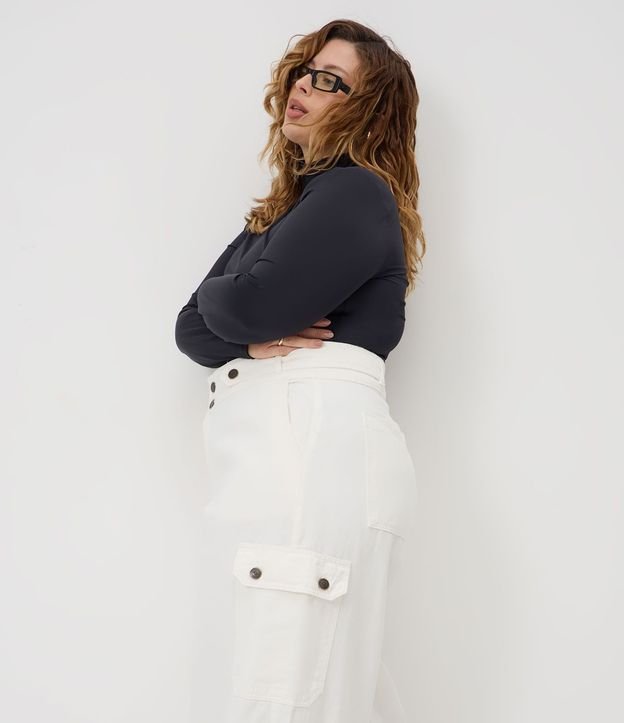 Pantalón Pantalona Sarga con Bolsillos Cargo Curve & Plus Size 3