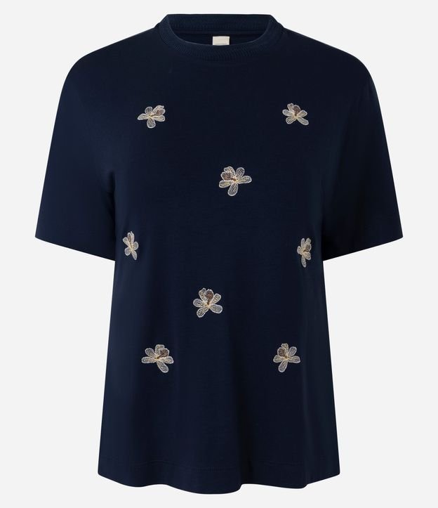Remera en Viscosa con Flor Bordada