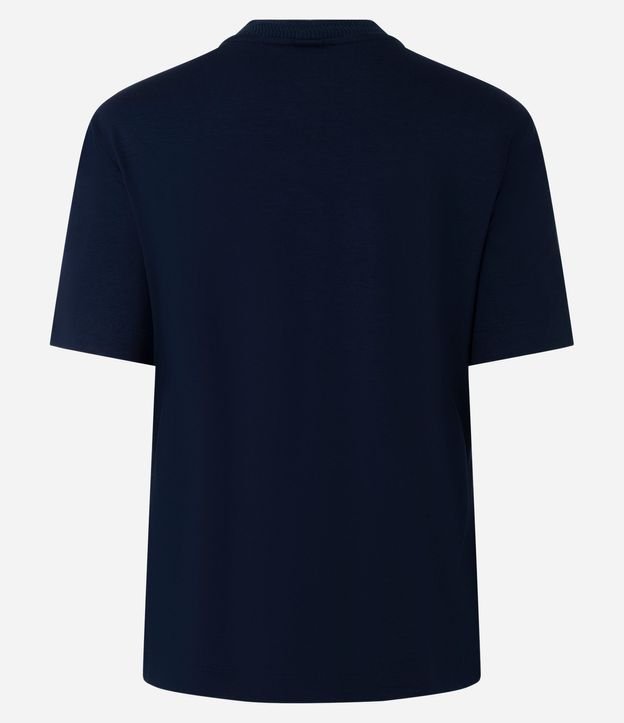 Remera en Viscosa con Flor Bordada 3