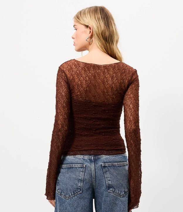 Blusa Manga larga Texturizada con Manga Evasê y Transparencia 4