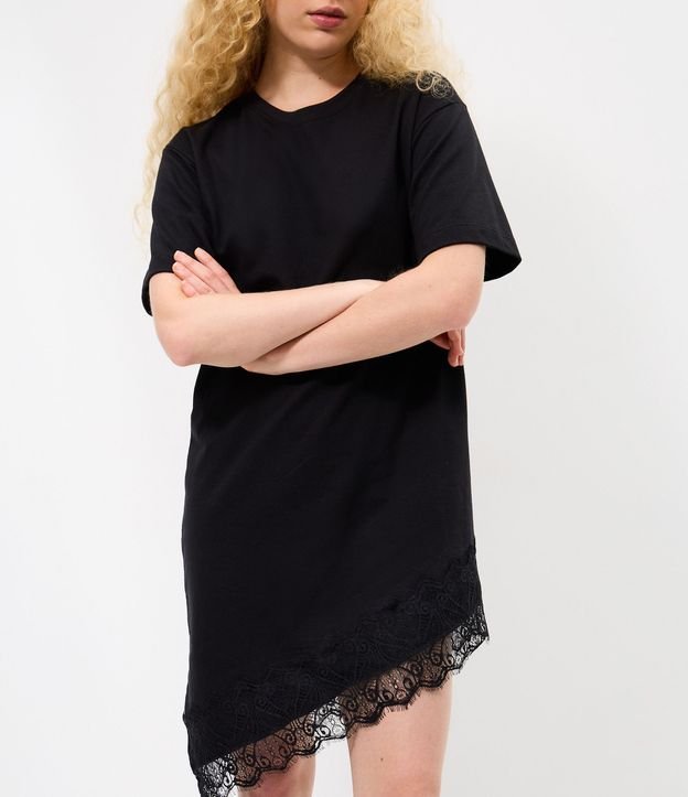 Vestido Corto en Algodón con Bajo de Encaje Asimétrico 3