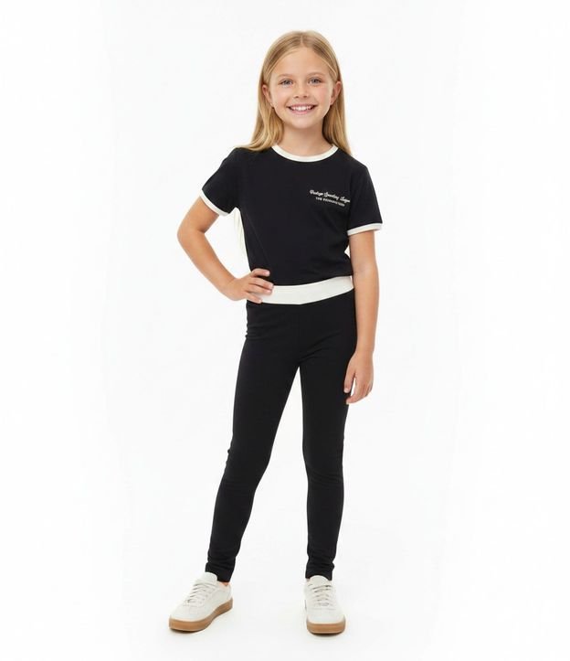 Remera Slim en Poliamida con Lettering y Cuello Contrastante - Talle 5 a 16 años 1